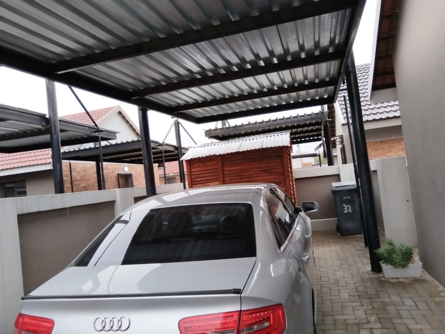 2 Bedroom Property for Sale in Estoire Free State